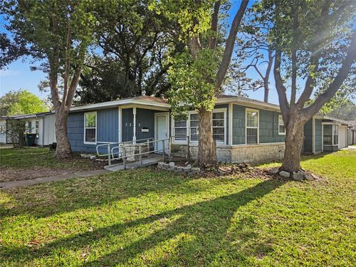 1302 Westward, La Marque, TX, 77568 | Card Image