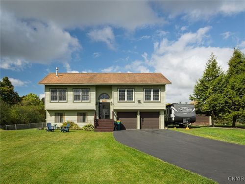 25307 Hinds Rd, Watertown, NY, 13601-5149 | Card Image