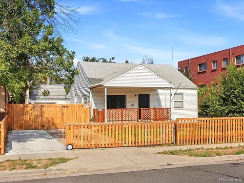 1685 Clinton St, Aurora, CO, 80010-2006 | Card Image