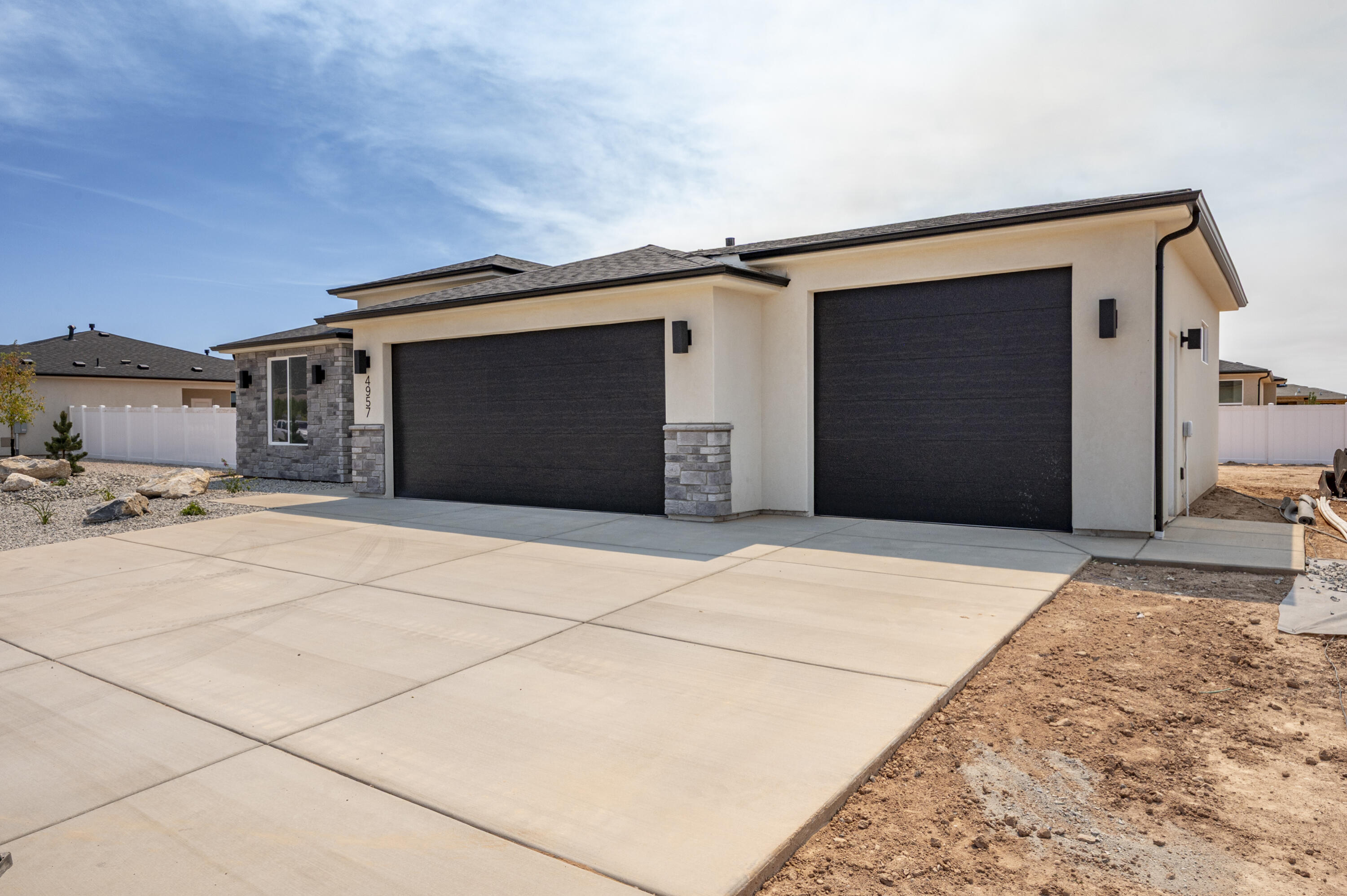 Residential in Enoch 3