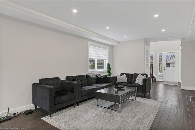 54 Potters Way, House other with 4 bedrooms, 3 bathrooms and 4 parking in Woodstock ON | Image 16