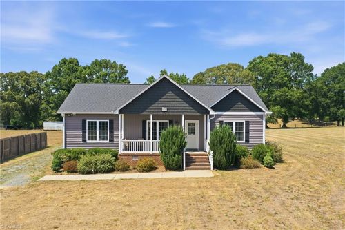 4242 E Greensboro Chapel Hill Rd, Graham, NC, 27253-9366 | Card Image