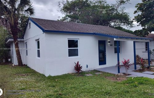 b-849 W 2nd St, Riviera Beach, FL, 33404-7621 | Card Image