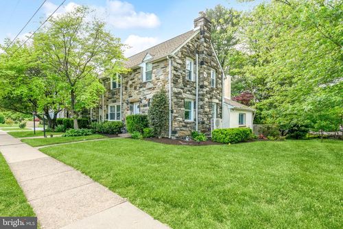 212 E Woodland Ave, Springfield, PA, 19064-2914 | Card Image