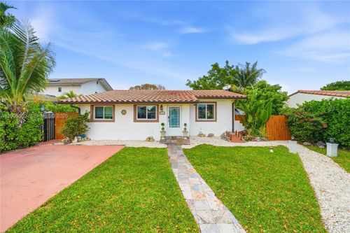 4331 Sw 7th St, Coral Gables, FL, 33134-2614 | Card Image