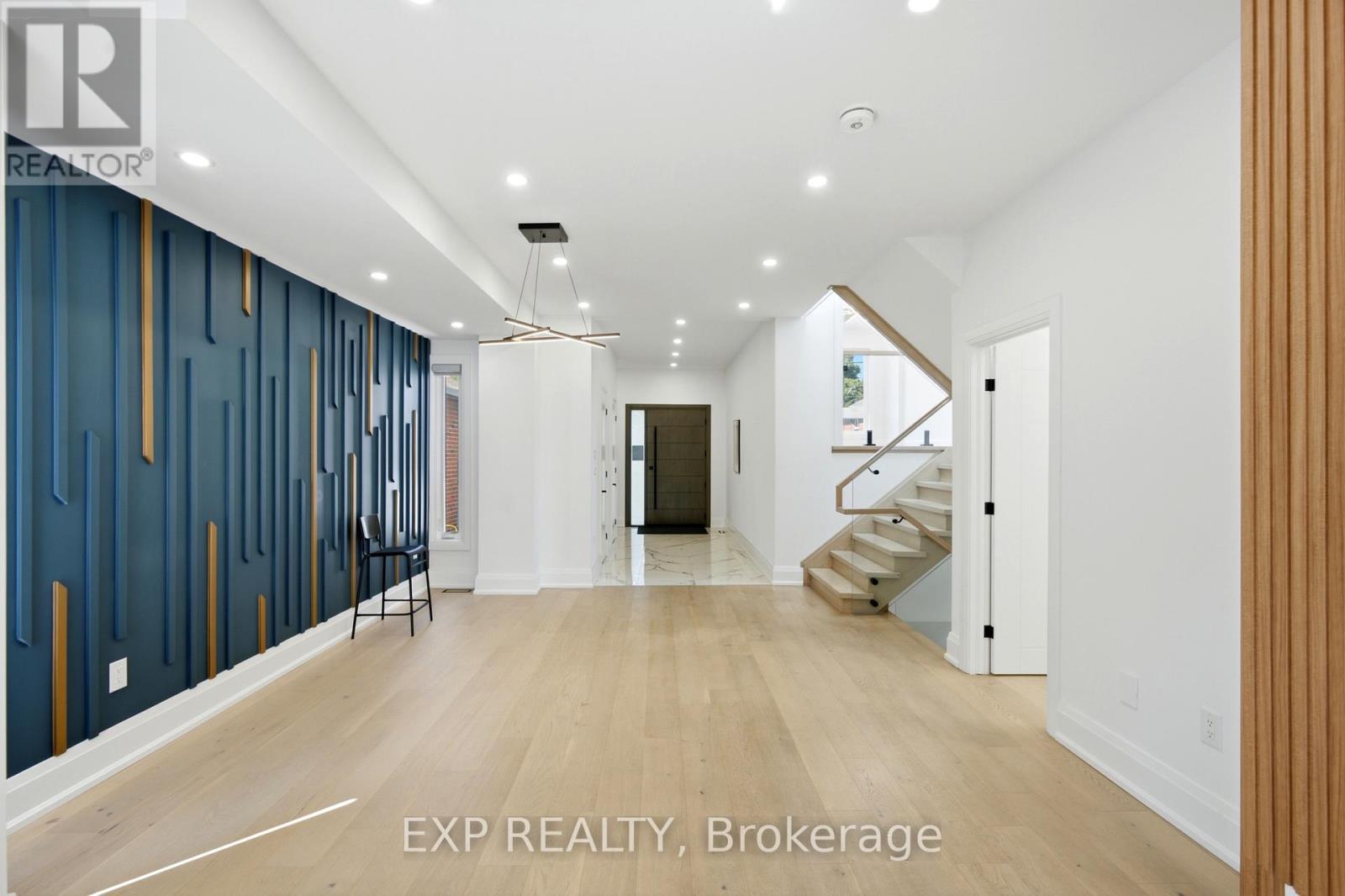 Residential in Toronto (Birchcliffe-Cliffside) 5