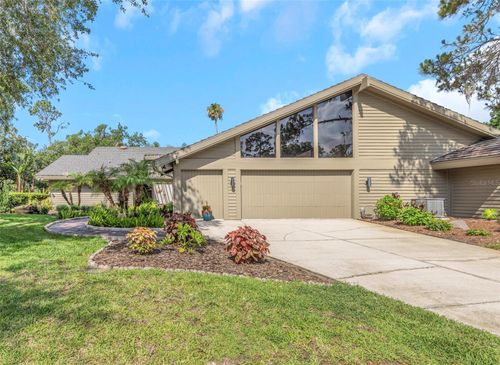 5331 Sand Crane Ct, WESLEY CHAPEL, FL, 33543-4415 | Card Image