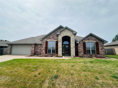 802 Wandering Ct, Granbury, TX, 76049-8304 | Card Image