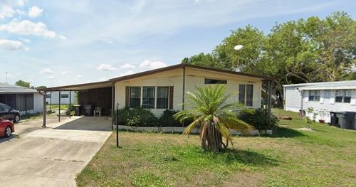 110-218 Caloosa Lake Cir N, LAKE WALES, FL, 33859-8605 | Card Image