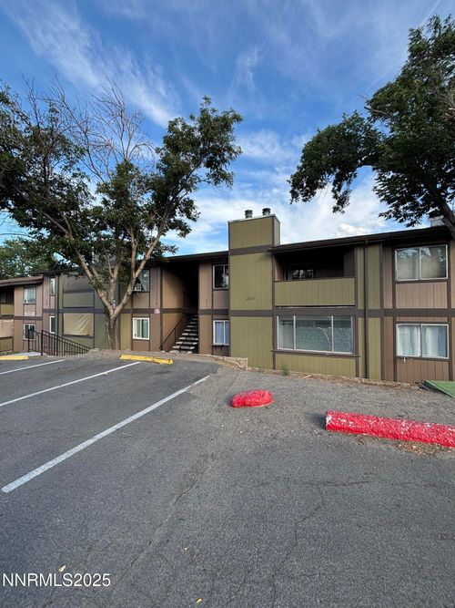 apt-9-2101 Highview Ct, Reno, NV, 89512-1866 | Card Image