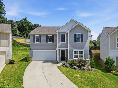 121 Carnaby St, Winder, GA, 30680-4377 | Card Image