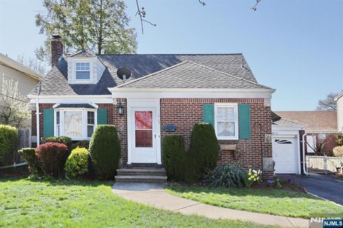7-22 Berdan Ave, Fair Lawn, NJ, 07410-1709 | Card Image