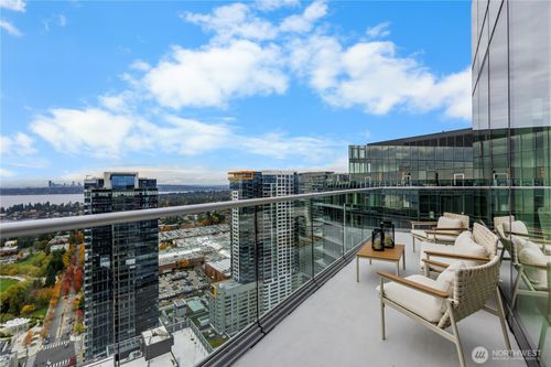 unit-4202-10700 Ne 4th St, Bellevue, WA, 98004-5955 | Card Image