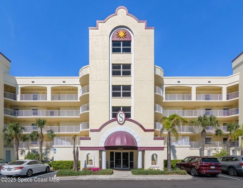 apt-301-8891 Lake Dr, Cape Canaveral, FL, 32920-5546 | Card Image