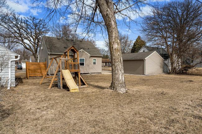 27-web-or-mls-221-e-park-st.jpg | Image 27