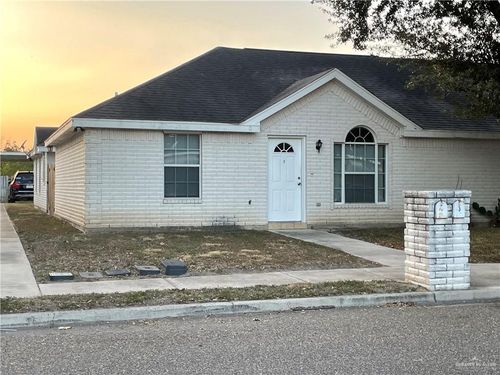 apt-2-703 La Mancha Dr, Edinburg, TX, 78541-5648 | Card Image