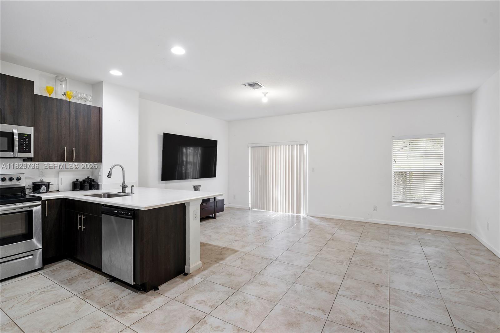 Residential in Lauderhill 3