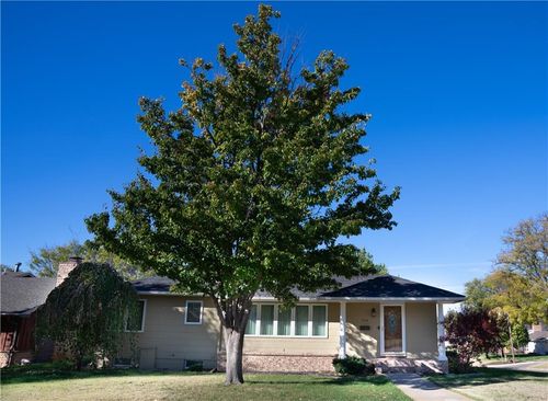 514 N Brown Ave, Norton, KS, 67654-1504 | Card Image