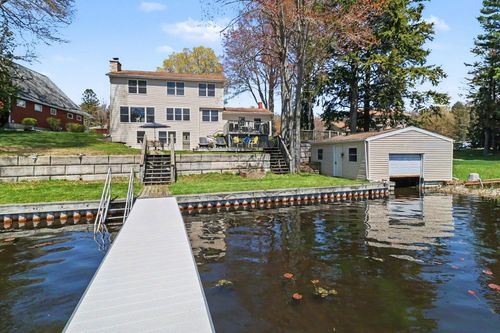 6875 Illinois Rd, Ludington, MI, 49431-9503 | Card Image
