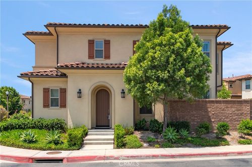 150 Greenleaf Dr, Walnut, CA, 91789-2573 | Card Image