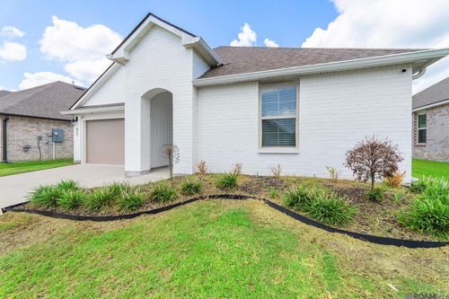 7794 Collin Trl, Denham Springs, LA, 70726-1250 | Card Image