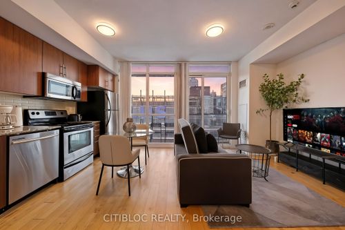 4007-65 Bremner Blvd, Toronto, ON, M5J0A7 | Card Image
