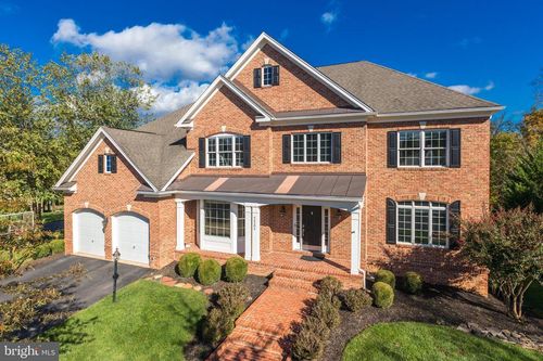 44204 Riverpoint Dr, LEESBURG, VA, 20176-8247 | Card Image