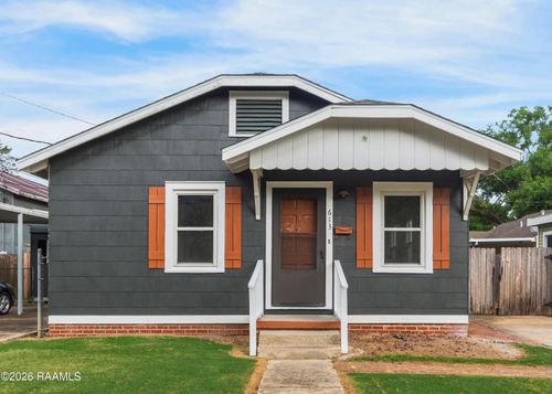 613 Kirk St, New Iberia, LA, 70563-1913 | Card Image