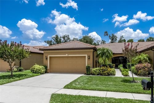 312 Seneca Falls Dr, APOLLO BEACH, FL, 33572-3103 | Card Image
