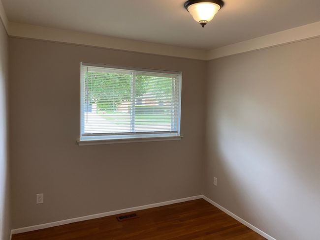 2826 Rhodes Dr, House other with 3 bedrooms, 2 bathrooms and null parking in Troy MI | Image 14