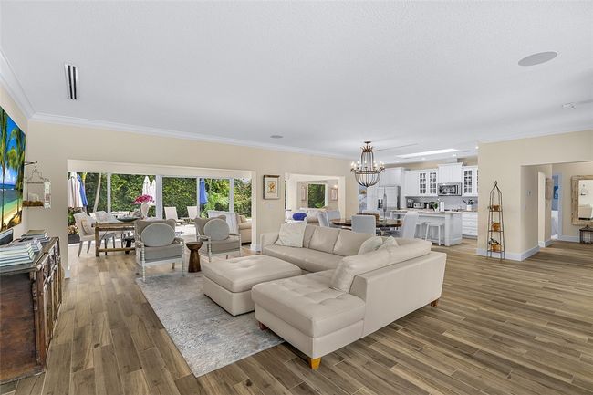 926 Pebble Ln, House other with 3 bedrooms, 2 bathrooms and null parking in Indian River Shores FL | Image 8