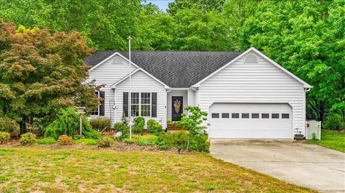8400 Deer Path Ct, Stokesdale, NC, 27357-8615 | Card Image
