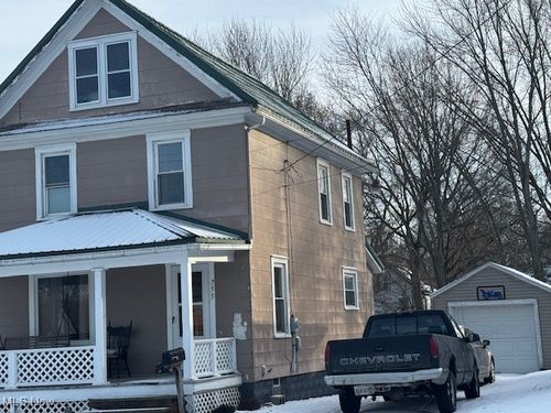 755 Prospect St, Salem, OH, 44460-2622 | Card Image