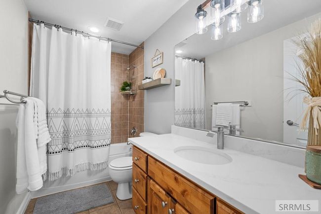 downstairs bathroom | Image 59