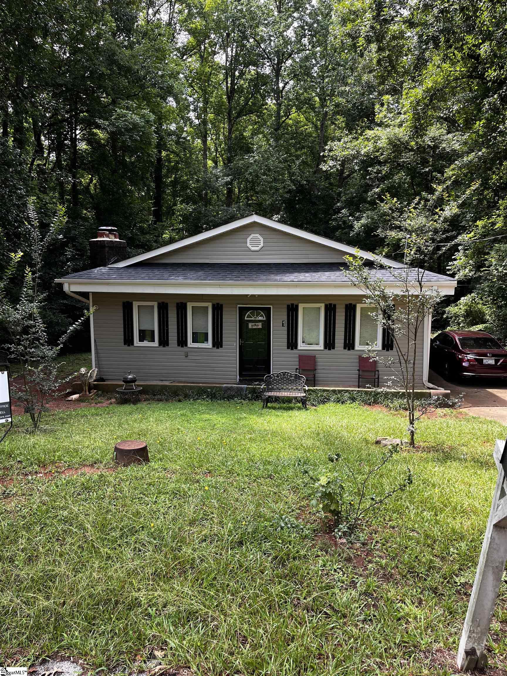 Wales Ave, Piedmont, SC 29673