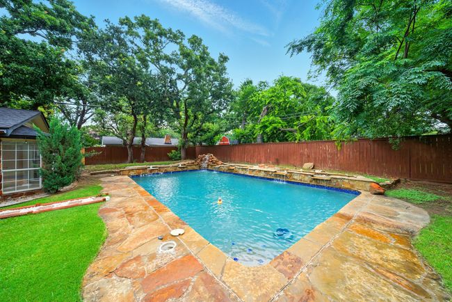 1108 Billie Ruth Ln, House other with 4 bedrooms, 2 bathrooms and null parking in Hurst TX | Image 25
