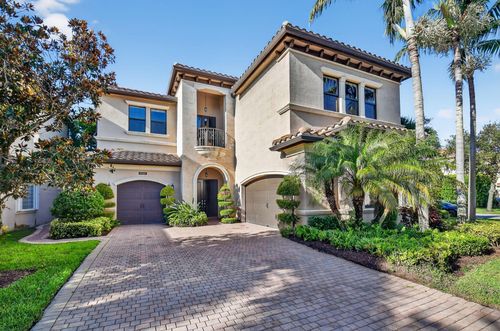 8749 Lewis River Rd, Delray Beach, FL, 33446-9595 | Card Image