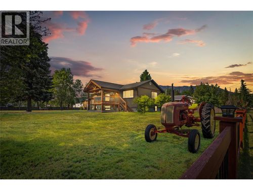 4772 Burns Ave, Canal Flats, BC, V0B1B0 | Card Image