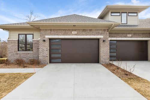 7475 Gramercy Cir, West Bloomfield, MI, 48322-2541 | Card Image