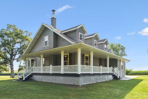 10746 Neon Rd, Maynard, IA, 50655-7509 | Card Image