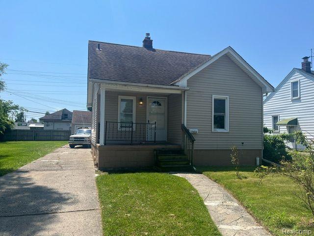 Coleen Ave, Warren, MI 48089