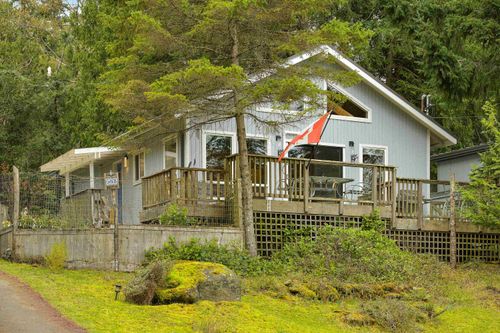 568 Bayview Dr, Mayne Island, BC, V0N2J1 | Card Image