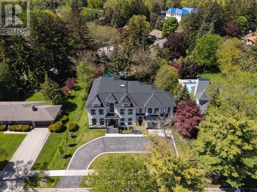 2110 Stonehouse Cres, Mississauga, ON, L5H3J1 | Card Image