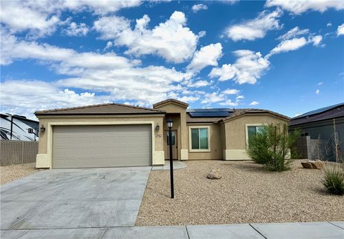 2953 E Colina Vis, Kingman, AZ, 86409-0103 | Card Image