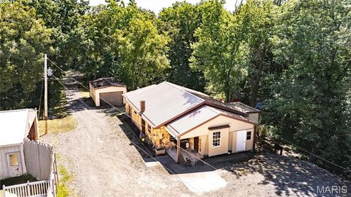 496 Hershey Ln, Bunker Hill, IL, 62014-2901 | Card Image