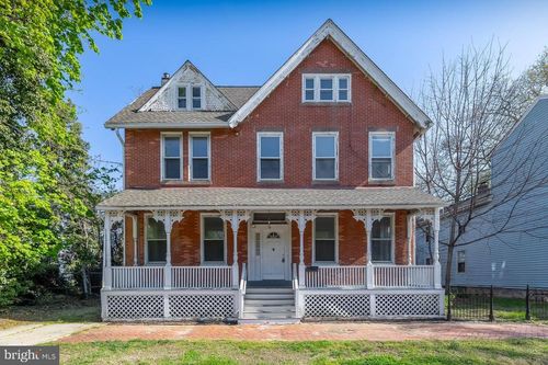 74 W Broadway, SALEM, NJ, 08079-1301 | Card Image