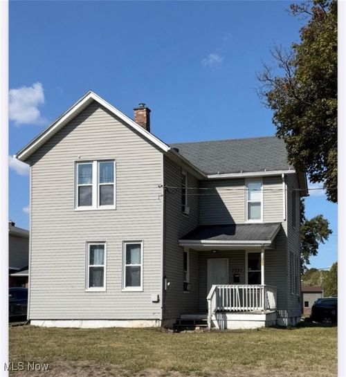 1021 Lippert Rd Ne, Canton, OH, 44704-1447 | Card Image