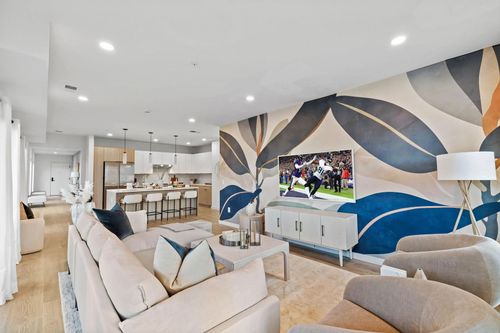 apt-501-635 7th Ave S, Nashville, TN, 37203-5047 | Card Image