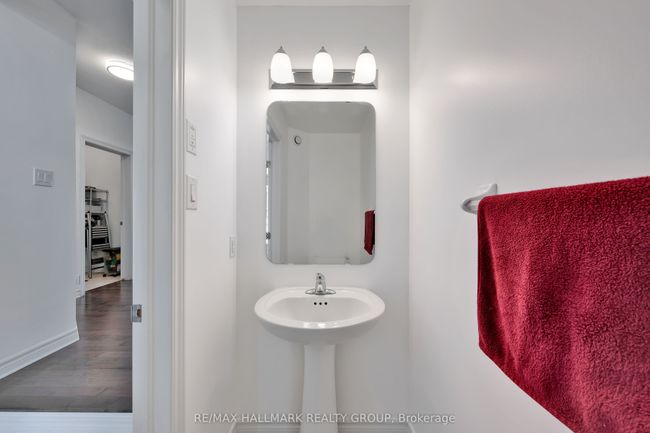 1111 Cobble Hill Dr, House attached with 3 bedrooms, 4 bathrooms and 1 parking in Nepean ON | Image 6