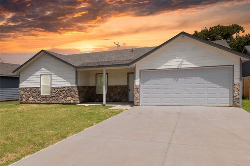 413 Whitney Ct, Rio Vista, TX, 76093-3861 | Card Image